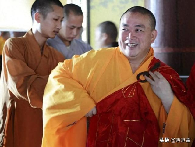 拔出萝卜带出泥，佛协对释永信再下重手，“遮羞布”彻底被撕开