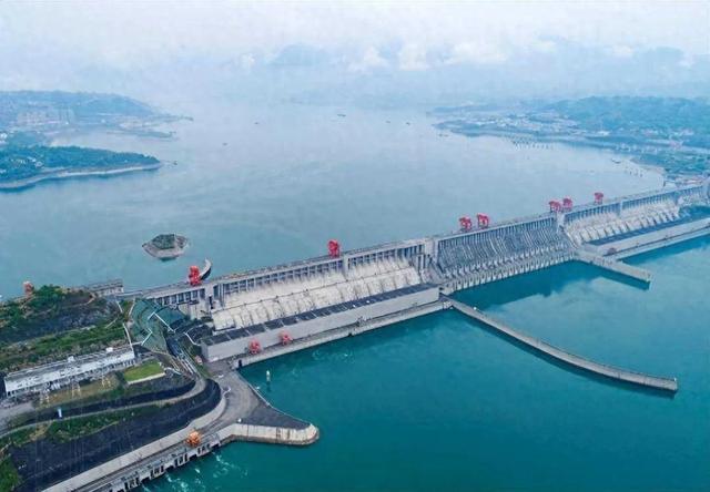 三峡大坝：一个让我震撼到说不出话的地方
