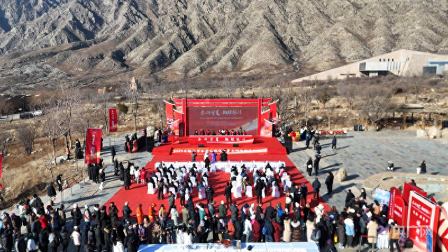 贺兰山下暖潮涌 冬游宁夏启新篇