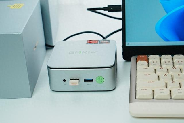 高性能满配AMD R5小钢炮，极摩客G10迷你电脑开箱评测