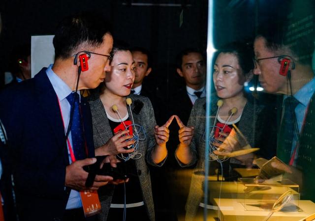 “这是我从未有过的新奇体验”，中外嘉宾参访商都片区感受“立体”郑州