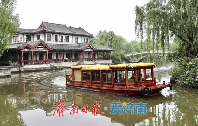 烟雨蒙蒙大明湖