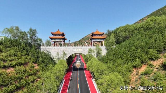 “人间仙境”禹王洞