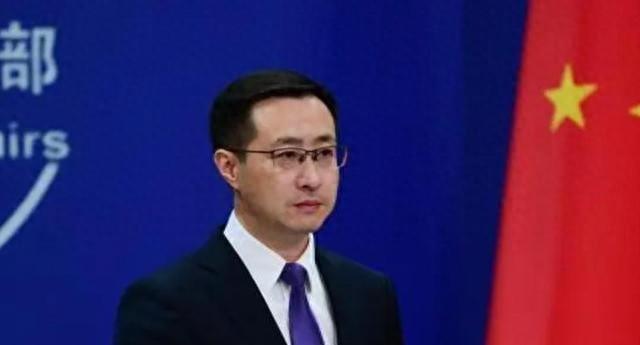 南海进入混合战，中方刚打退菲船，不到24小时，美国找到出兵借口