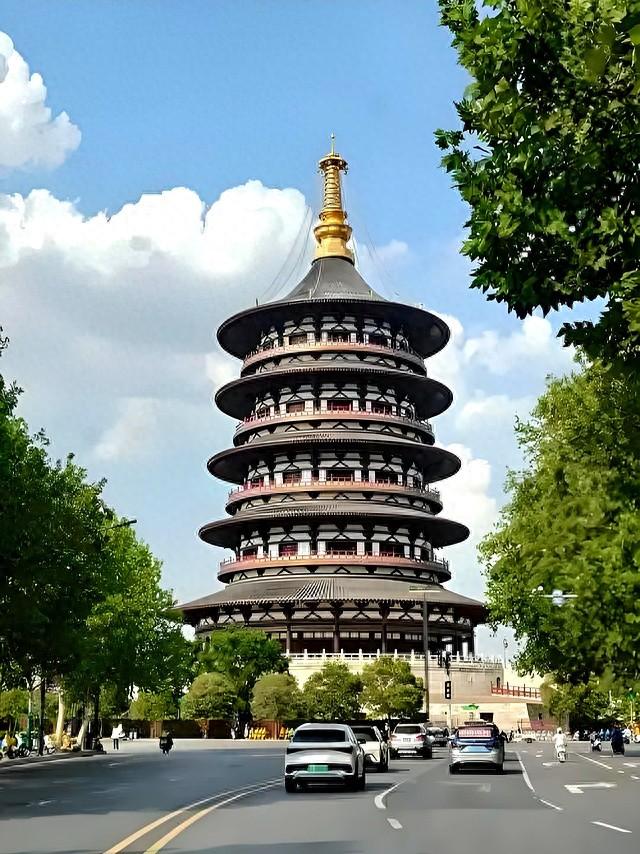 去了一趟河南	，转了几个城市，不吹不黑，被震惊到了！