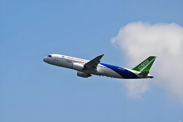 中国C919客机在国际上取得胜利，一国民航局正式采纳中国适航标准