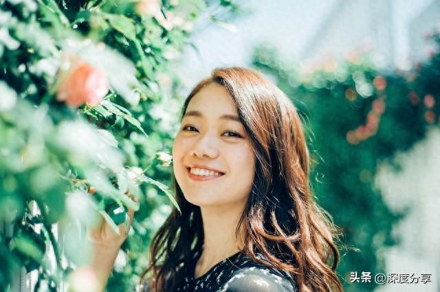 通透的女人牵挂一个男人，不会盲目纠缠，而是会这般经营