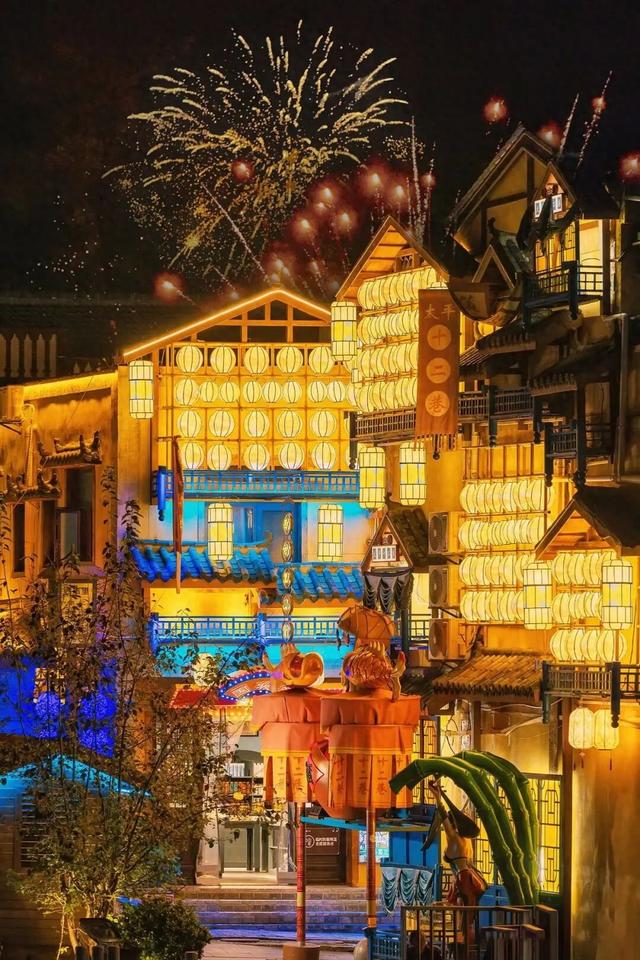 暑期46万人打卡，木兰不夜城再添新荣誉，《楚地长歌》将迎来重大调整！