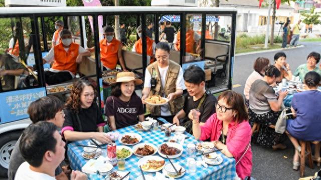 品河鲜、看湿地走秀、逛市集……第二届“金山宴·水飨宴”热闹开席