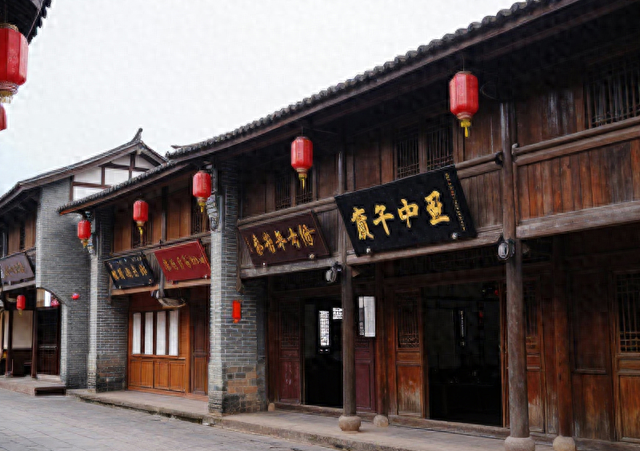 成都又一古镇火了！被誉为成都人的后花园，适合周末一日游