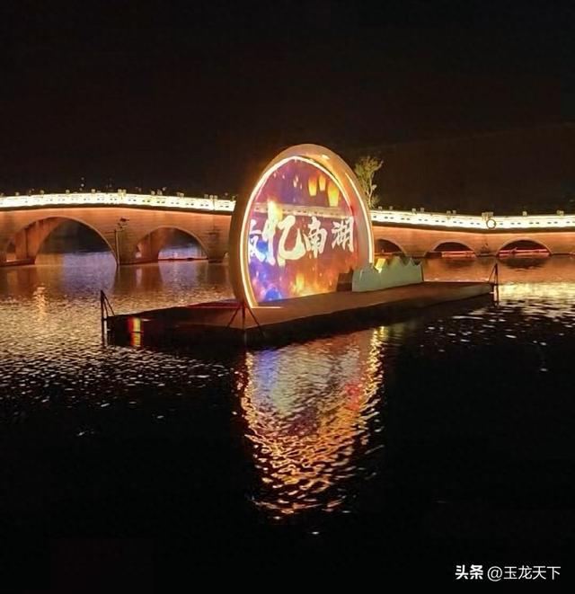 周庄印象丨南湖上的音乐“夜魅”