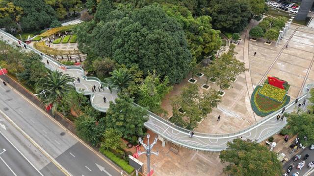 翠湖城市绿道开放 引市民游客热捧