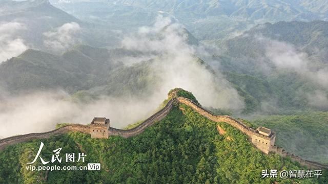 河北滦平：金山岭长城现云海景观