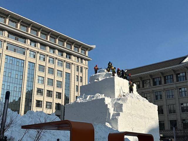 延吉又增一处文旅打卡地 12米高网红雪人即将亮相