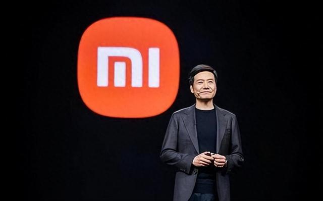 雷军口碑崩了！从“老实人”到群嘲对象，网友怎么说变就变