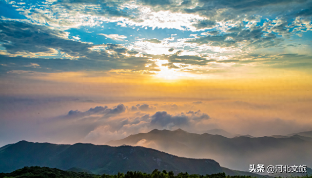 实拍!秦皇岛云海奇观震撼上线,云涛翻涌万重峰!