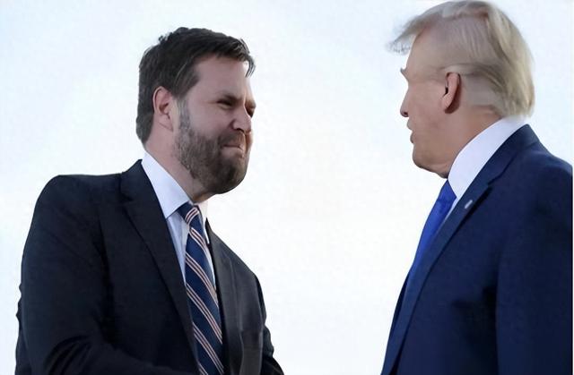 24小时内，特朗普对华态度大变！中美高层视频通话，关键时刻，北京迎来一位贵客，王毅一句话亮了