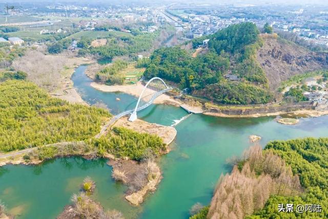 余杭的吴山公园已完美超越市区吴山广场，人文景观丰富又野趣横生