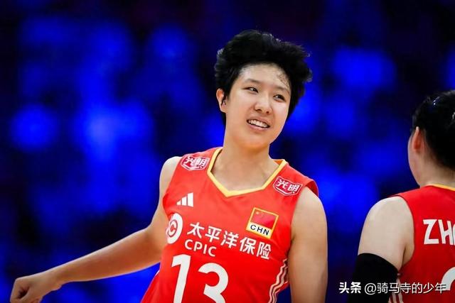 女排1米90悍将硬扛埃格努，她恐取代庄宇珊坐稳首发，赵勇笑了！