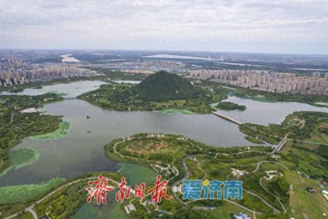 秋雨送秋凉 华山历史文化湿地公园更显清新动人