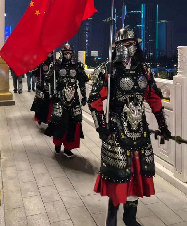 2025年10月 第415页