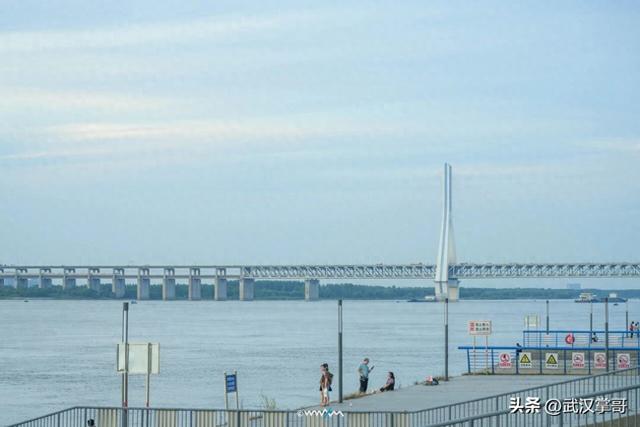 武汉与重庆谁才是真正的江城？