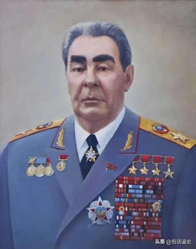1973年叶帅向主席报告“许世友不听调令”，主席只一招解决问题！