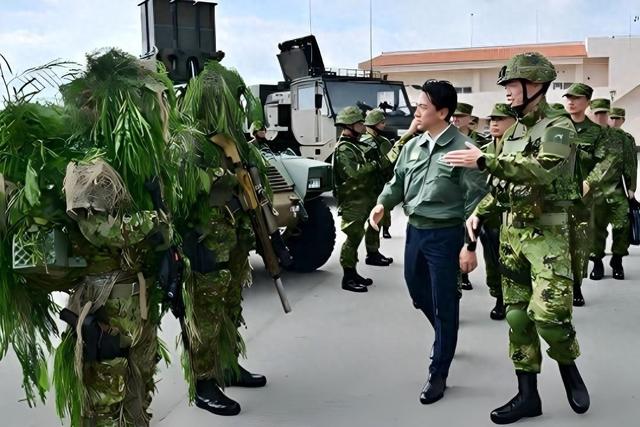日本3箭齐发，战争准备全面铺开，解放军开始算账，出手就是王炸