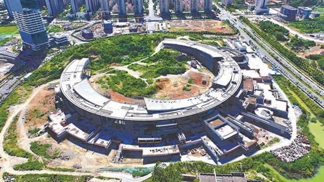 南安市城市文化旅游综合体项目开始进行外立面施工