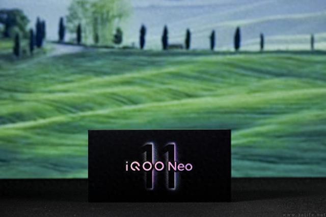 iQOO Neo11首测：中端性能机也要品质升杯