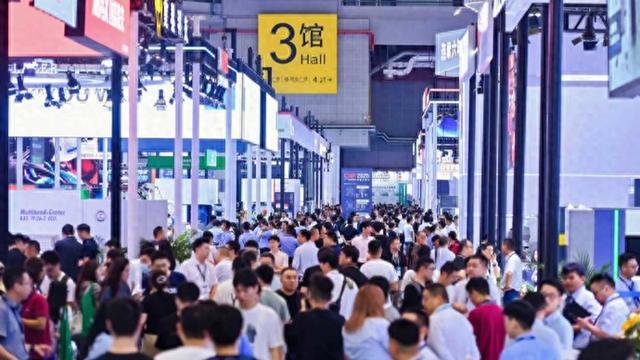 精密制造升级、智慧工厂亮相，他们共塑工业未来蓝图