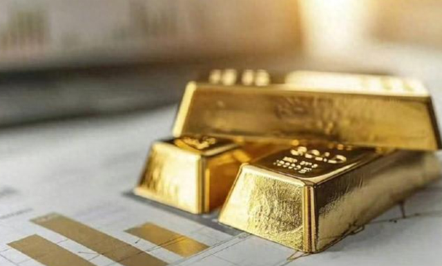 金价破4390美元/盎司！澳洲大妈排队抢疯，中国金铺却连夜跑路