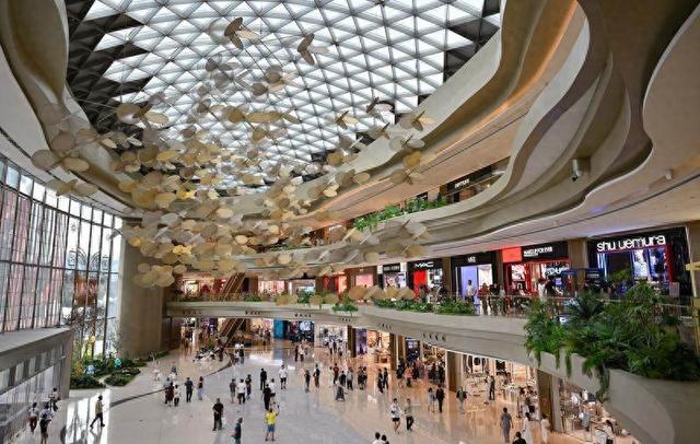 海南封关！121万家企业已前往淘金，普通人有哪些机会？