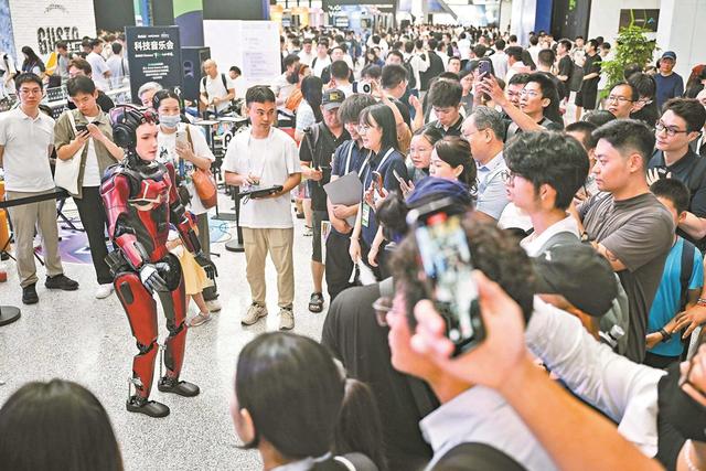 从精密制造到银发关怀 粤造机器人硬核破圈