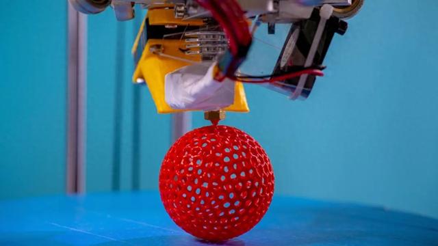 新型混合3D打印技术：在保持耐用性的同时减少塑料浪费