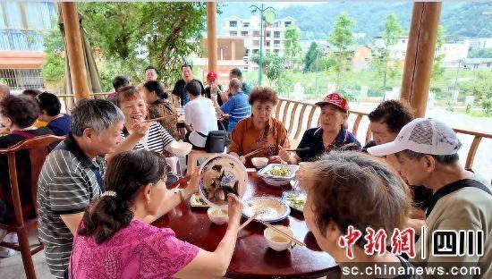 汶川：“清凉经济”激活消费新活力