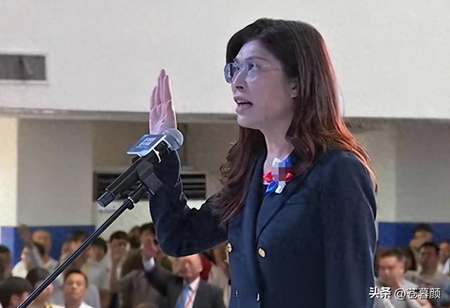 没时间了，郑丽文刚上位，就收洪秀柱4字忠告，台媒：统一正加速