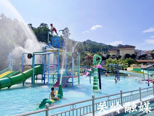关岭：避暑畅游乐享“清凉一夏”