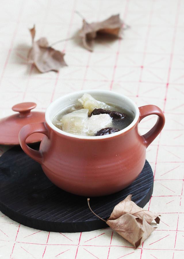 花胶用开水泡得发吗 2026年花胶用开水泡还是冷水泡