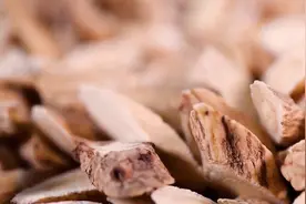 腰腿疼，肩背疼，一个中成药，改善浑身疼痛，逼走骨缝中的...图片