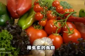 前列腺增生患者，多吃这几样食物，排尿情况会有所改善图片