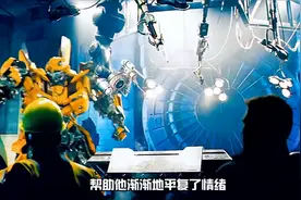 擎天柱与威震天展开大战。#抖音电影图片