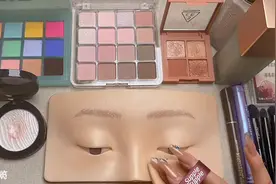 化妆助眠｜模拟化妆师精致眼妆教程 #场景模拟图片