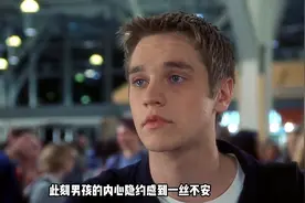 男孩梦见飞机会爆炸，7人因此躲过一劫，没想到最后还是离...图片