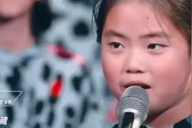 中意双语，意大利儿童合唱团演唱【孤勇者】图片