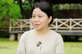 悦见｜首届“岳阳楼杯”古琴网络展演火热进行，岳阳正在打造一张以“古琴”为媒的新文化名片#第四届湖南旅游发展大会 #大美江湖天下岳阳 #湖南火辣辣岳阳水灵灵