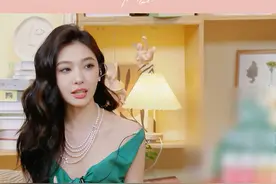 #被易梦玲的魔性笑声洗脑了 谁能想到@易梦玲 居然是个“搞笑女”，现场贡献“高难度表情包”！#怦然心动20岁第三季定档 #怦然心动20岁