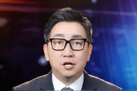 #东部战区发视频点赞苏超 这样的苏超，怎会不火？这样的官方，怎能不爱？#广电v光 #苏超联赛视频封面