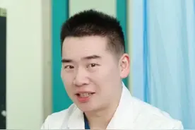 春季皮肤瘙痒难耐，抓紧挖走田里这株草！ #皮肤瘙痒 #抖出健康知识宝藏 #鱼腥草 #医学科普