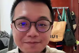 微信正式接入DeepSeek，13亿用户的国民应用+国运级AI！真正的王炸组合来了#微信接入DeepSeek  #泰勒来了视频封面